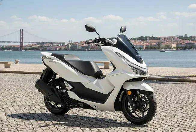 HONDA PCX SCOOTER